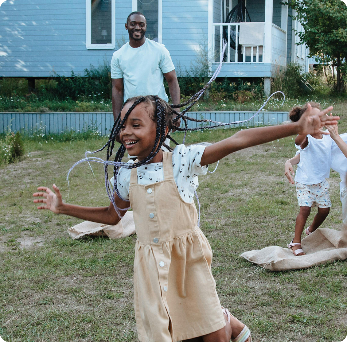 Parentwithkids-short